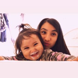 Meet your Posher, April